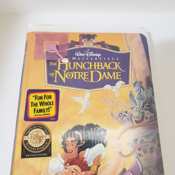 UNOPENED Disney Masterpiece Hunchback Notre Dame - Picture 4 of 16